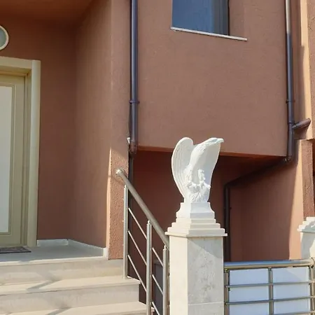 Guest house морската къща Tsarevo